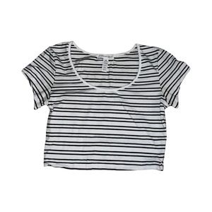 Ambiance apparel crop top